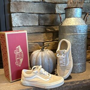 Vans Old Skool shoe in Sand